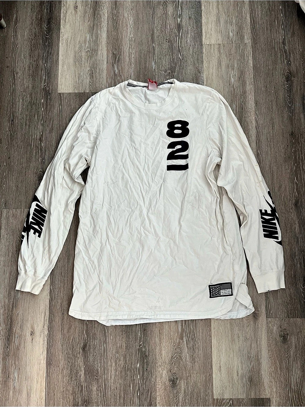 Nike Men’s Air 82 Pivot V3 Modern Legend White T-Shirt 2016 XXL White Long Sleev